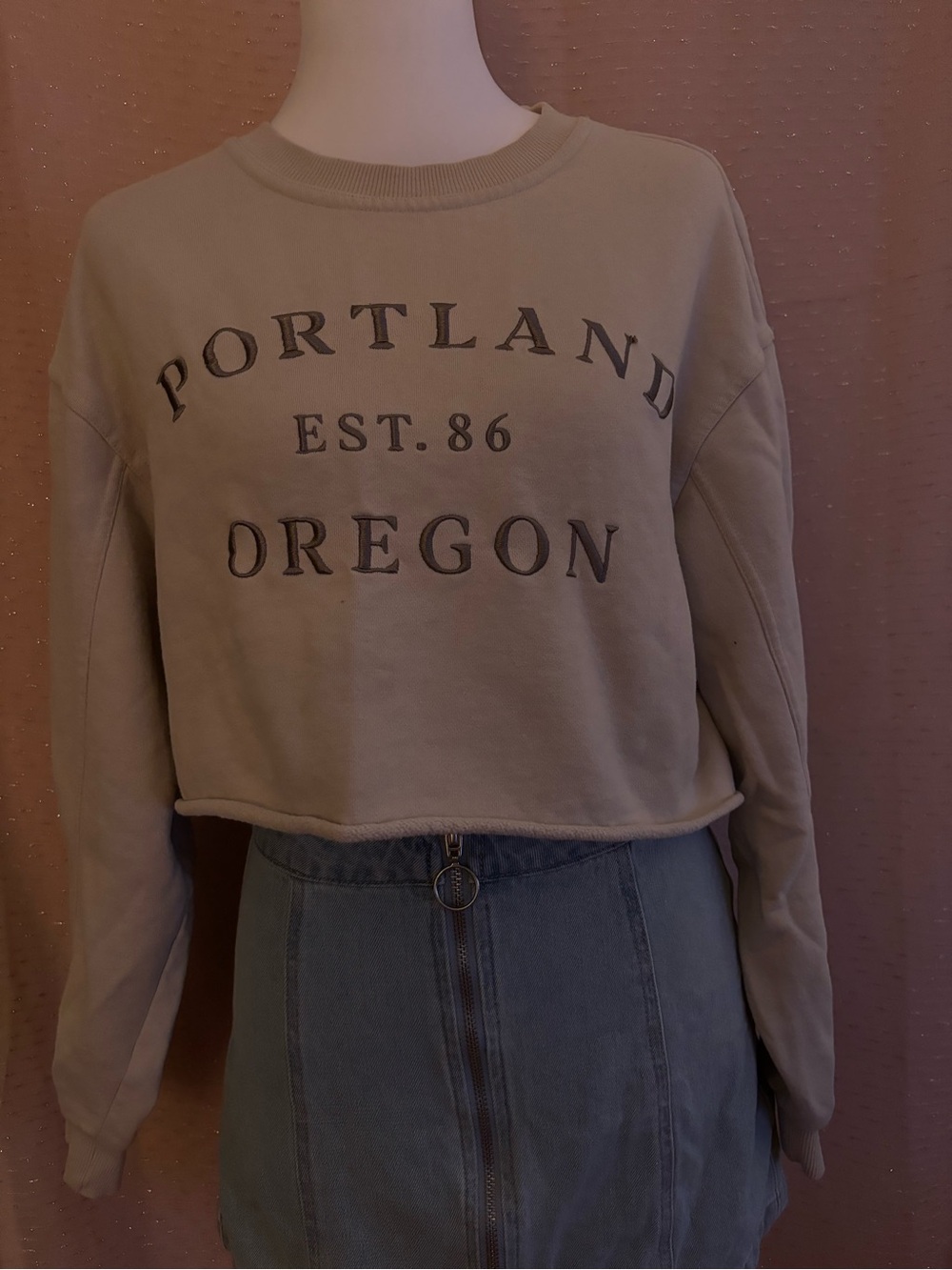 Garage Beige "Portland Oregon" Cropped Sweatshirt